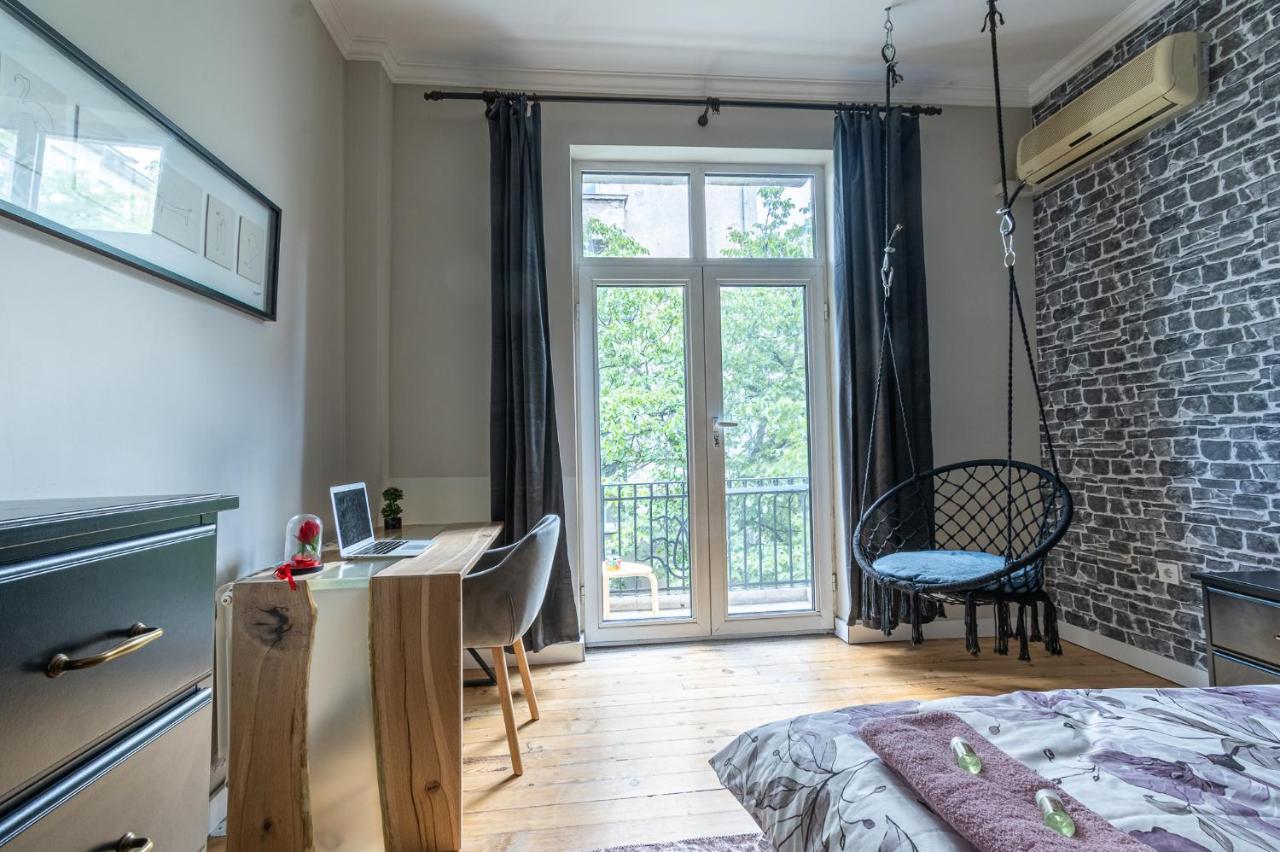 5 Seconds Away From The Main Street, Free Secured Parking Apartment Sofia Exterior photo
